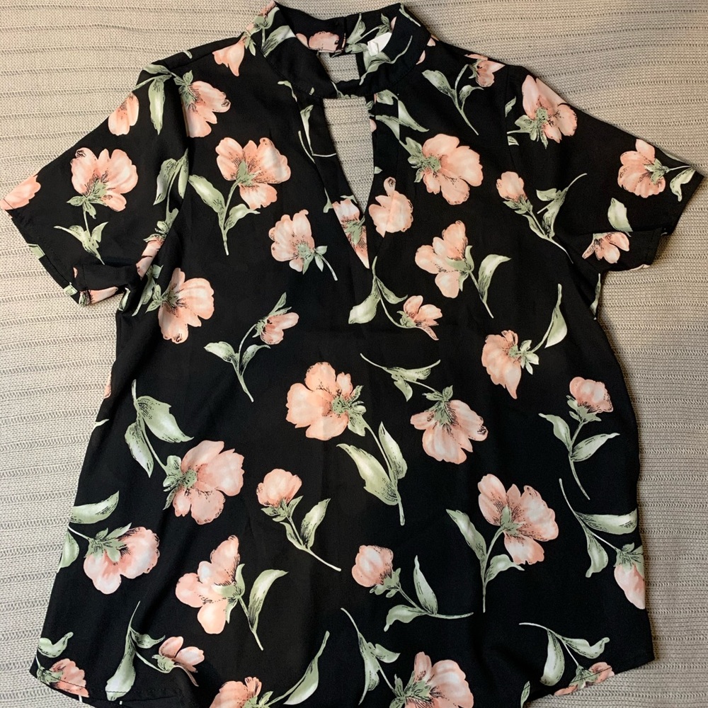 Black floral top
